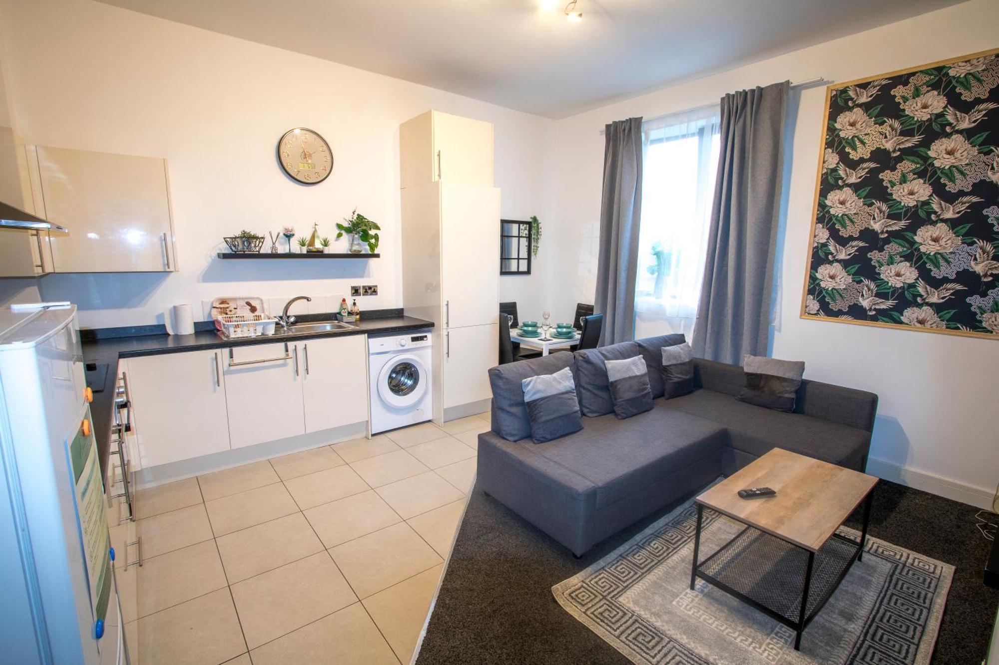 Ideal For Groups - Modern 2 Bedroom Apartment - Free Parking, Transit Links, Close To Stadiums Manchester Extérieur photo